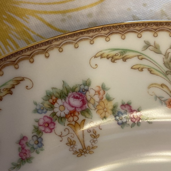 Floral Dinner Plate (Noritake China) 4912 Nanette - Picture 8 of 8